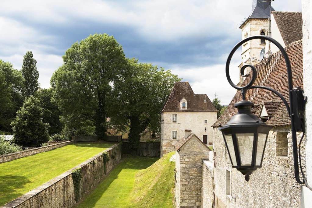 Chateau De Gilly Екстериор снимка